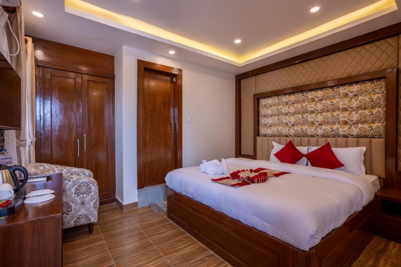 Airport Himalaya Boutique Hotel Kathmandu Esterno foto