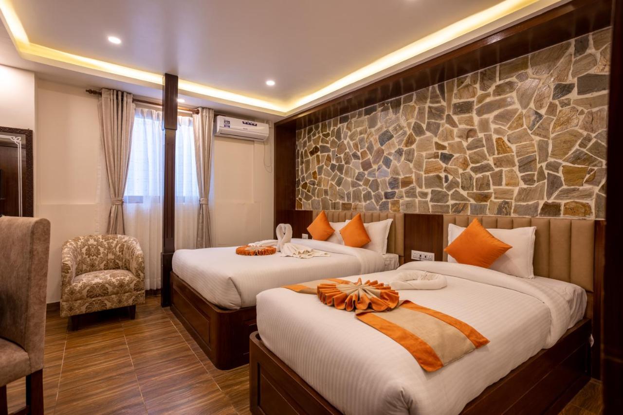 Airport Himalaya Boutique Hotel Kathmandu Esterno foto