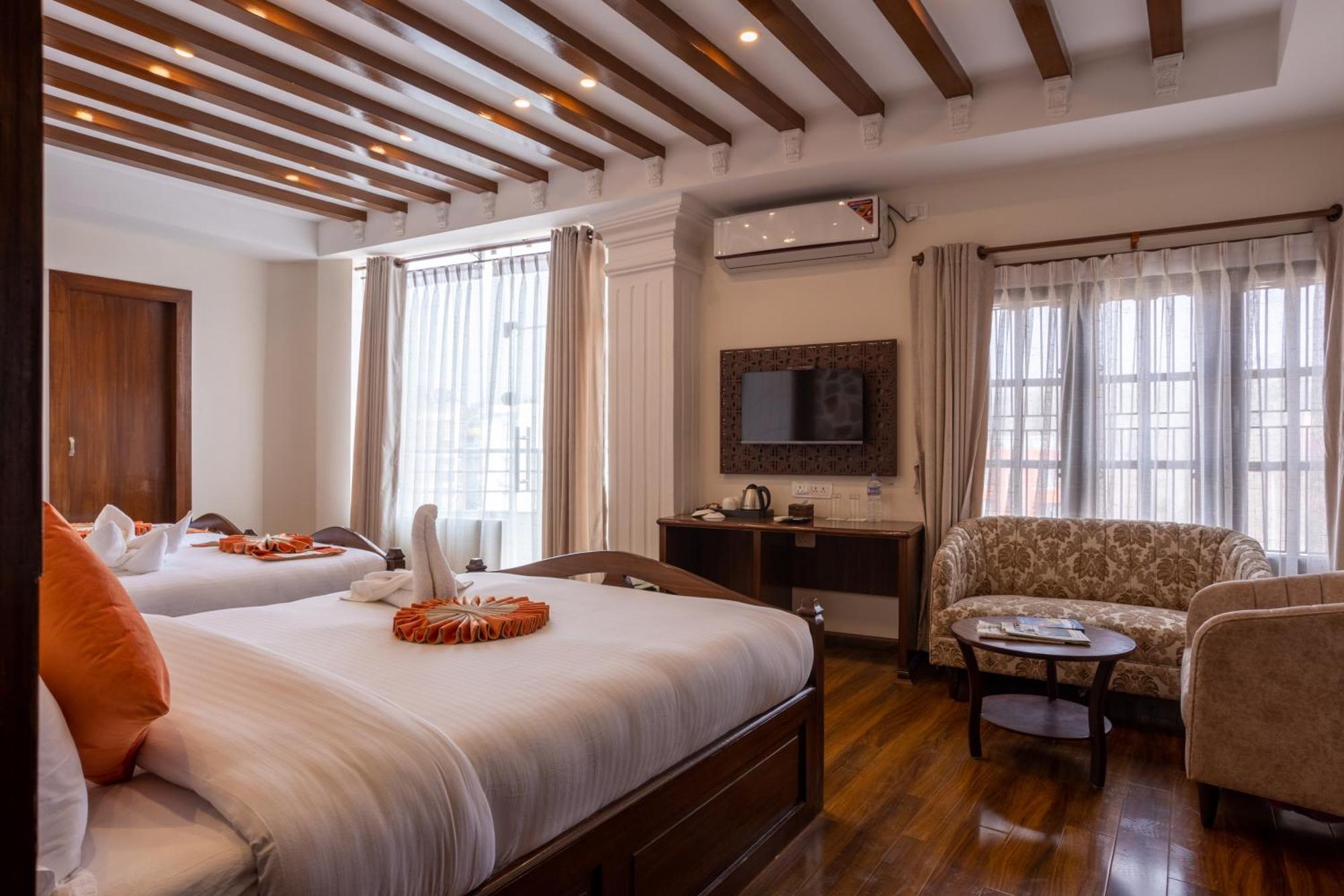 Airport Himalaya Boutique Hotel Kathmandu Esterno foto