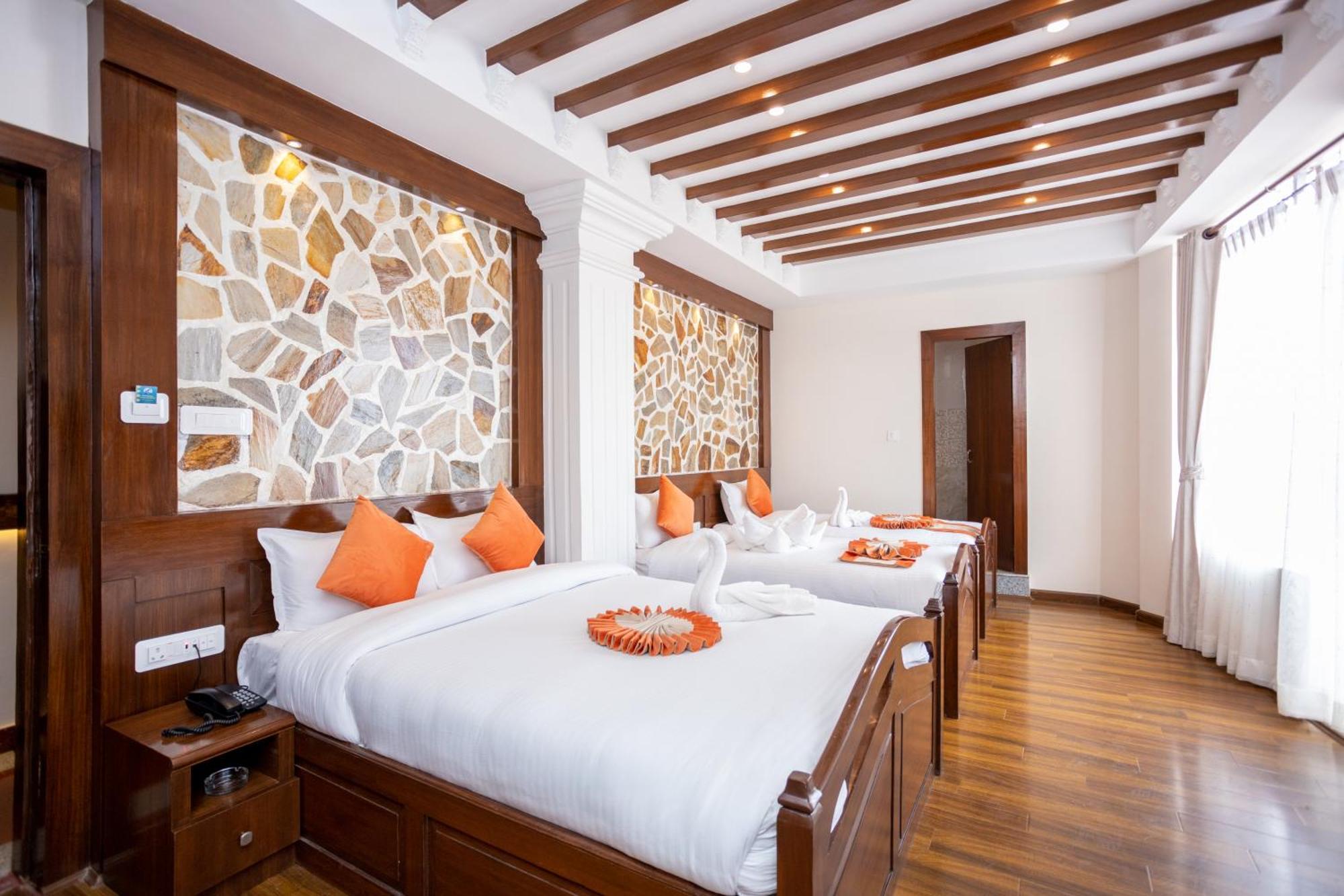Airport Himalaya Boutique Hotel Kathmandu Esterno foto